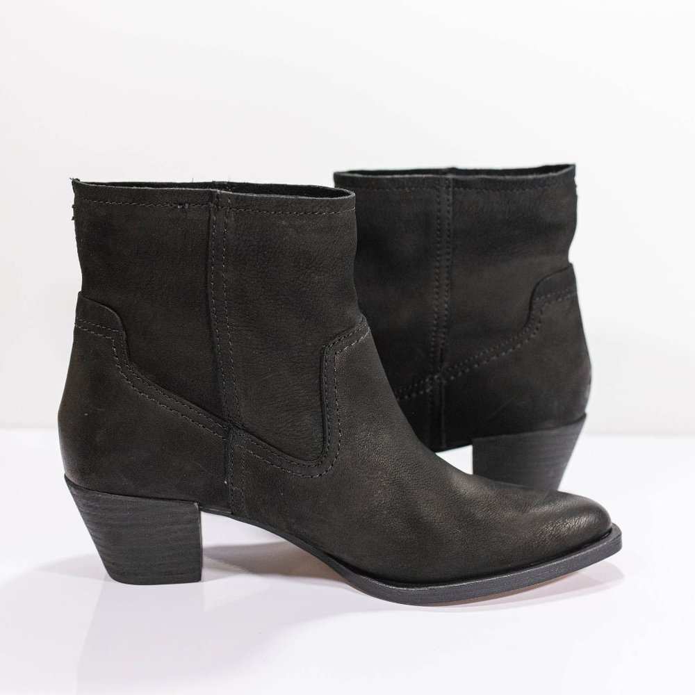 Dolce Vita Kodi Western Bootie - Picture 7 of 13